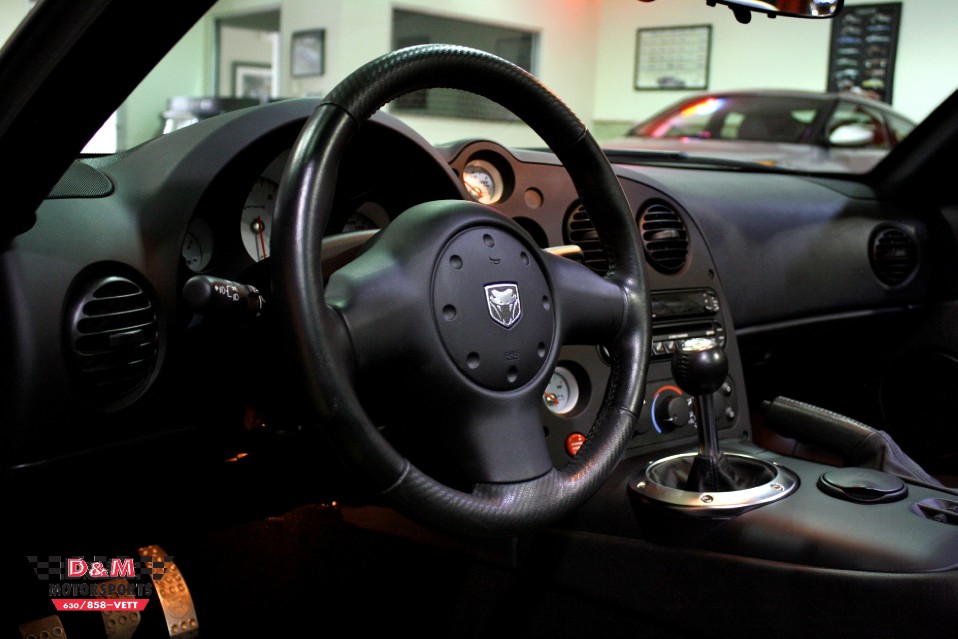 2004 Dodge Viper SRT-10