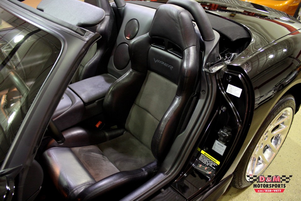 2004 Dodge Viper SRT-10
