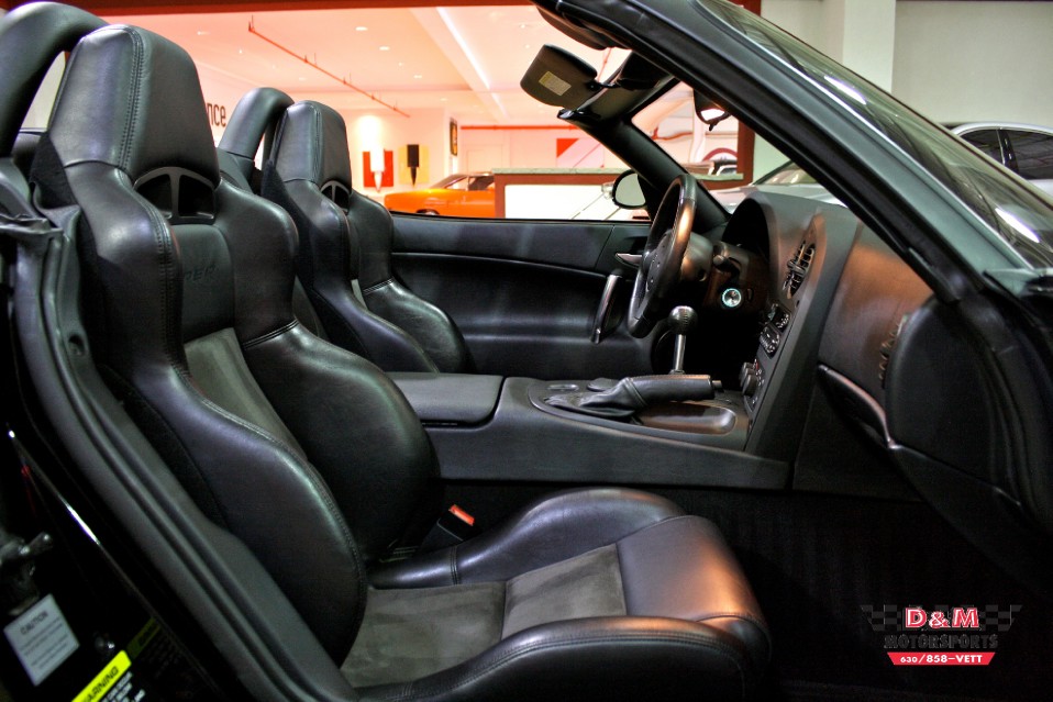 2004 Dodge Viper SRT-10