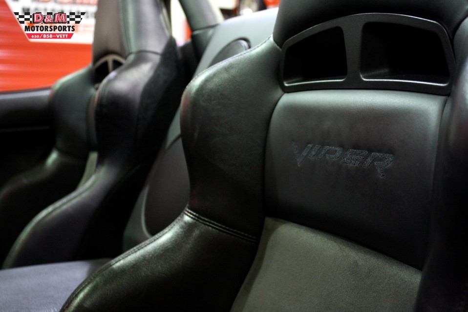 2004 Dodge Viper SRT-10