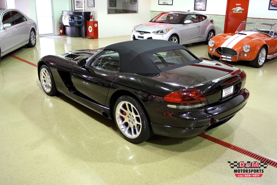 2004 Dodge Viper SRT-10