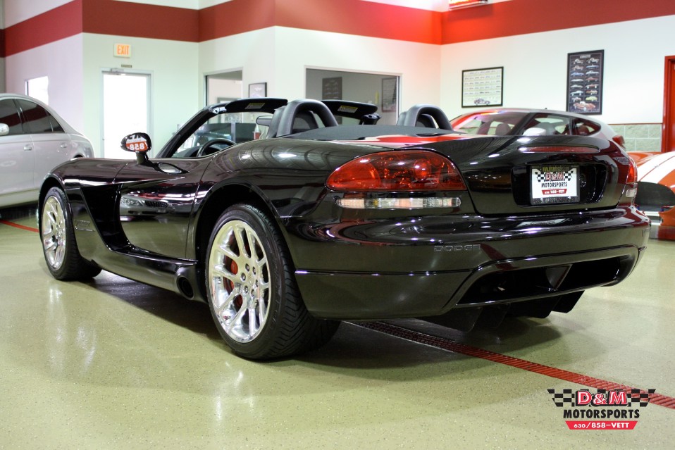 2004 Dodge Viper SRT-10