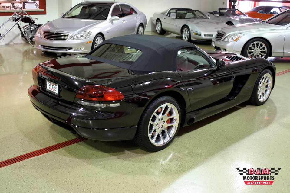 2004 Dodge Viper SRT-10
