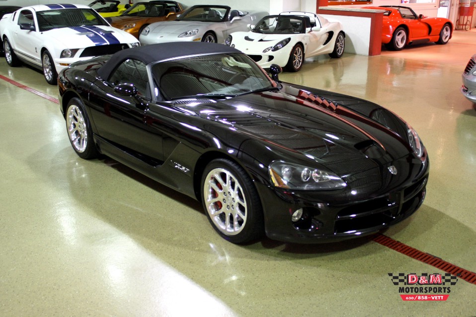 2004 Dodge Viper SRT-10