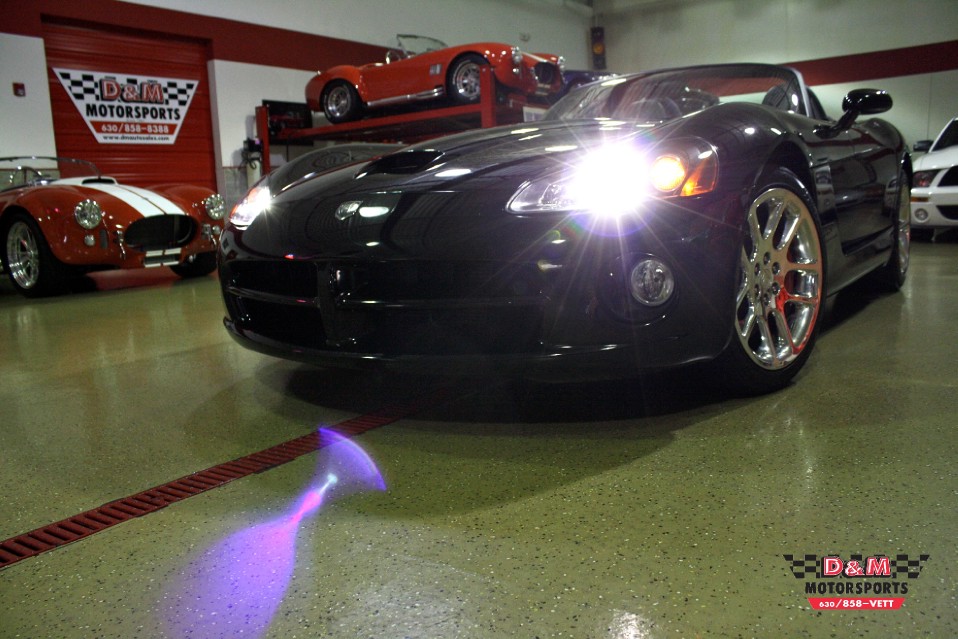 2004 Dodge Viper SRT-10