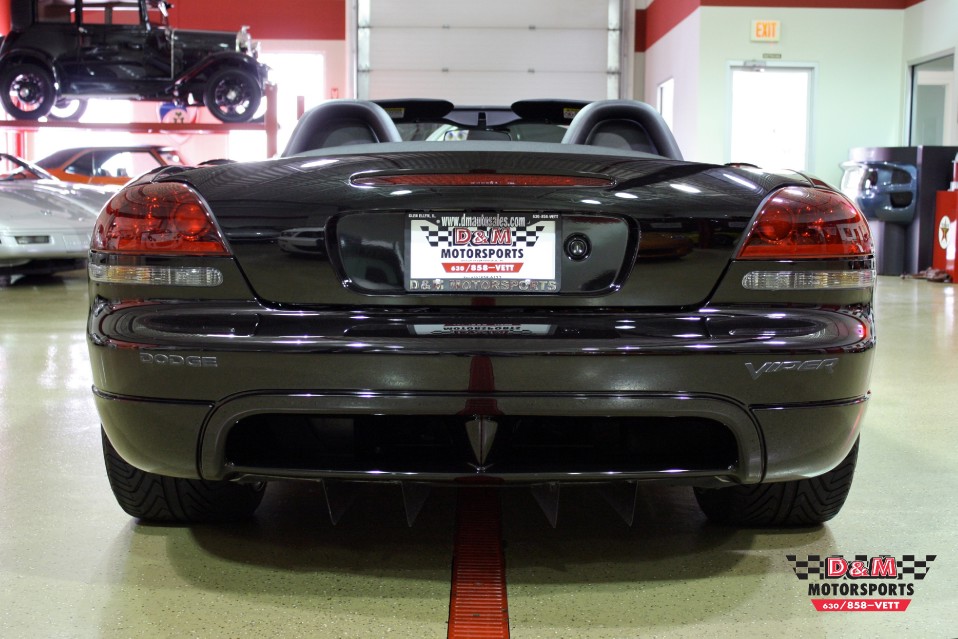 2004 Dodge Viper SRT-10