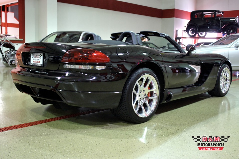 2004 Dodge Viper SRT-10