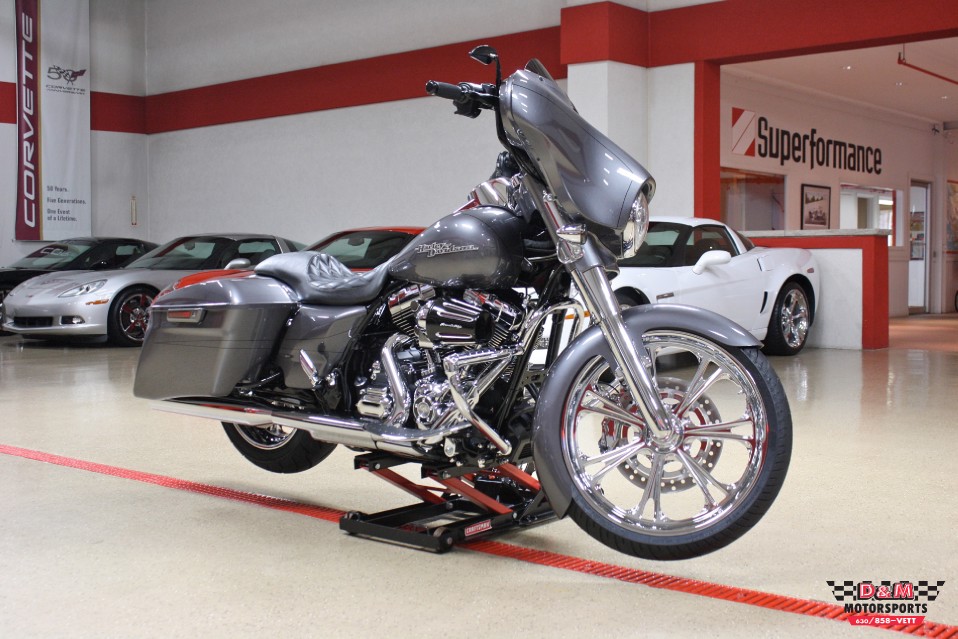 2014 street glide for sale near me