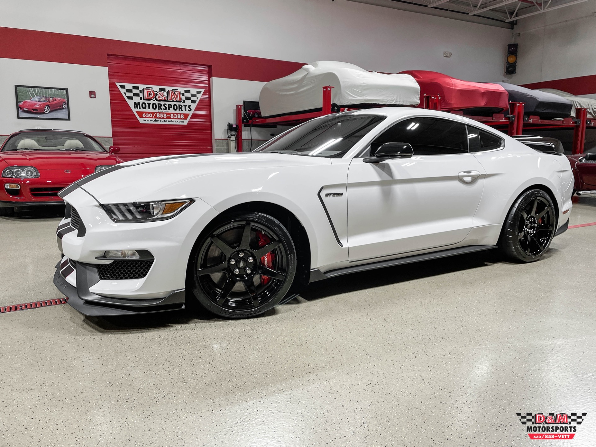 Full Fender and Mirror Kit | FORD MUSTANG SHELBY GT350R 2019 Full Fender and Mirror Kit | FORD MUSTANG SHELBY GT350R 2019