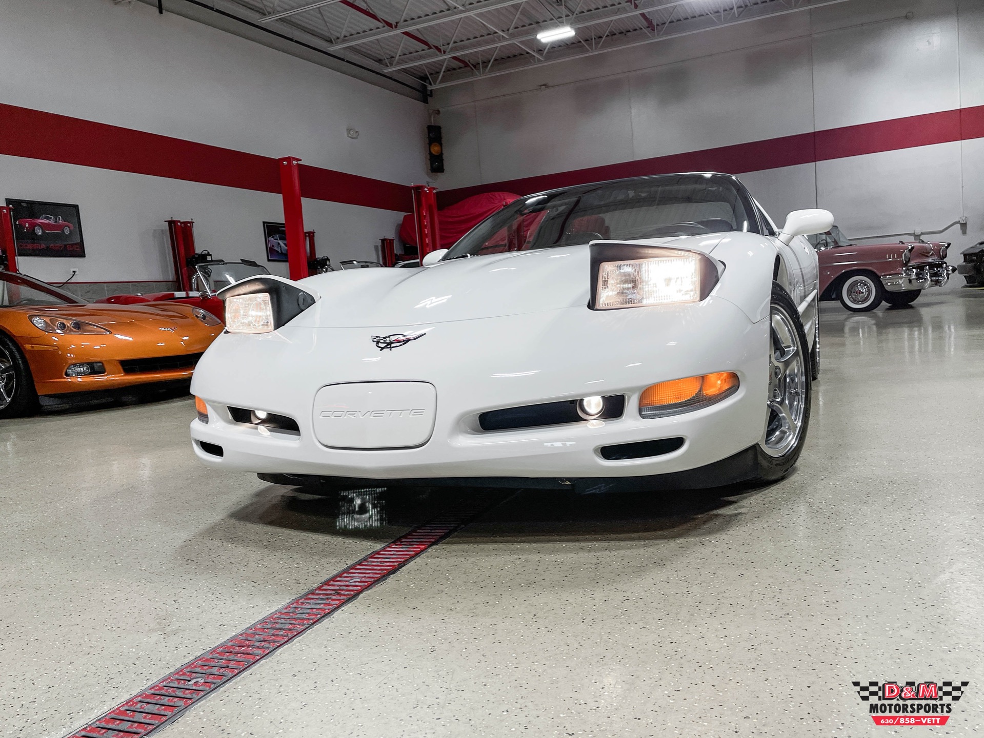 Used 2001 Chevrolet Corvette Coupe | Glen Ellyn, IL