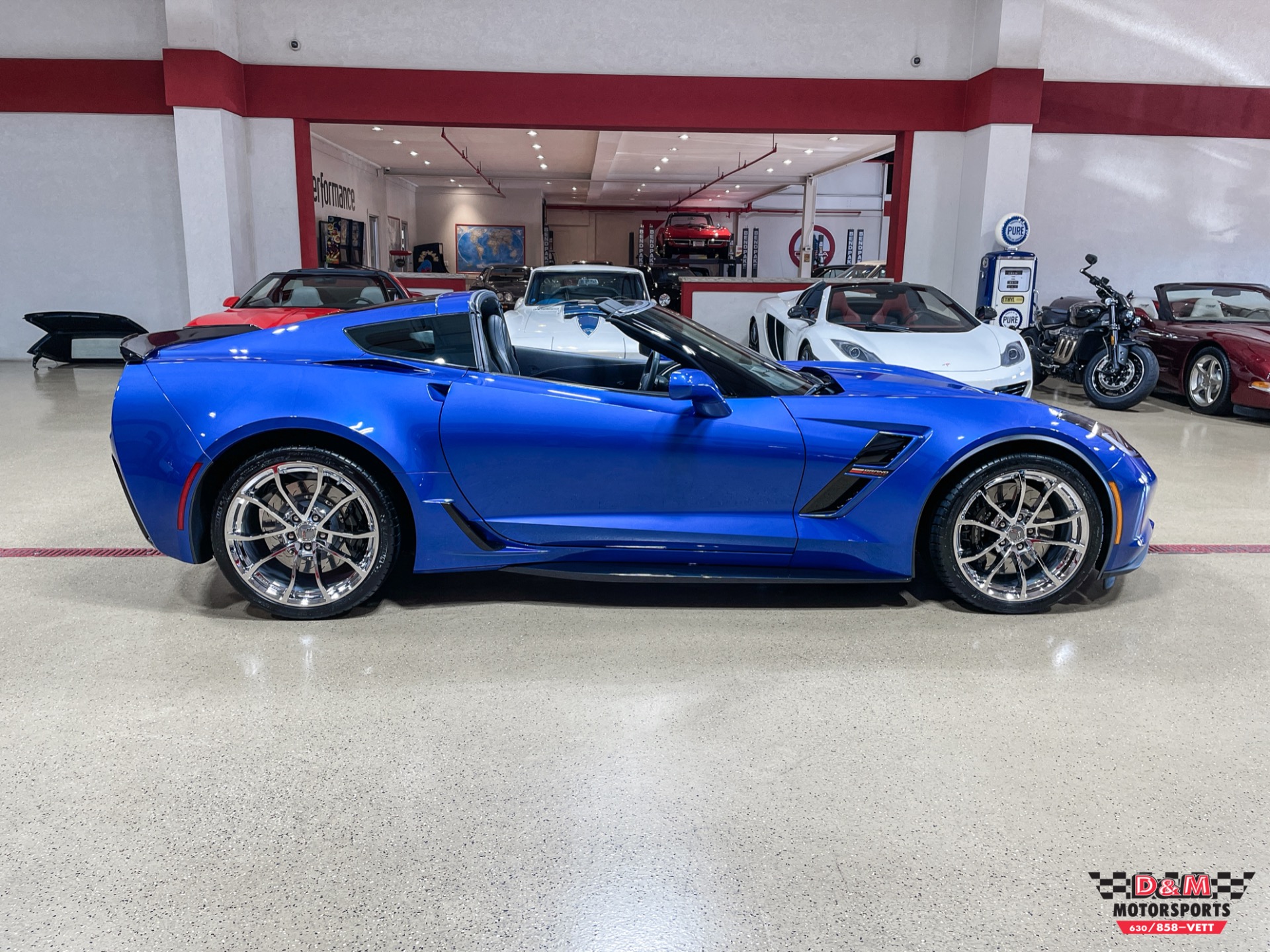 Used 2019 Chevrolet Corvette Grand Sport Coupe | Glen Ellyn, IL