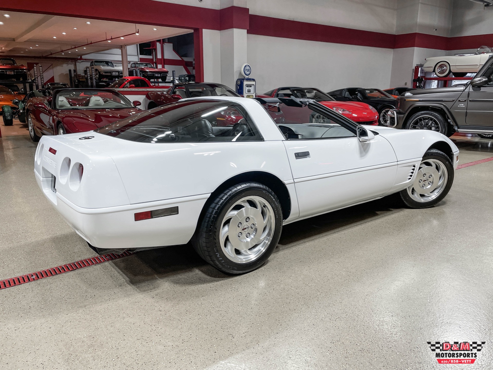 Used 1995 Chevrolet Corvette Coupe | Glen Ellyn, IL