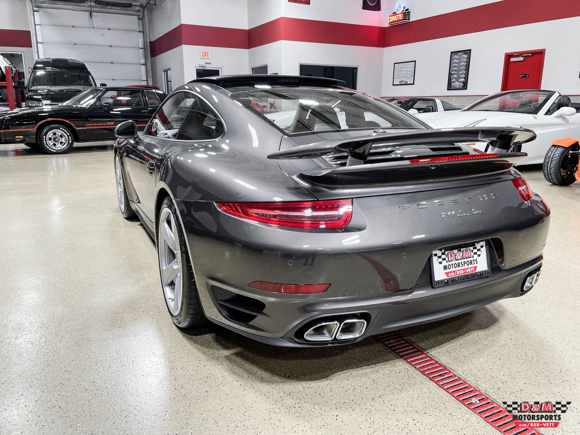 Used 2014 Porsche 911 Turbo Coupe | Glen Ellyn, IL