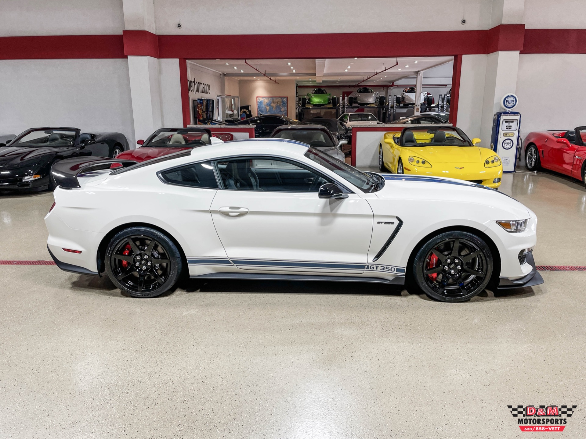Used 2020 Ford Mustang Shelby GT350R | Glen Ellyn, IL