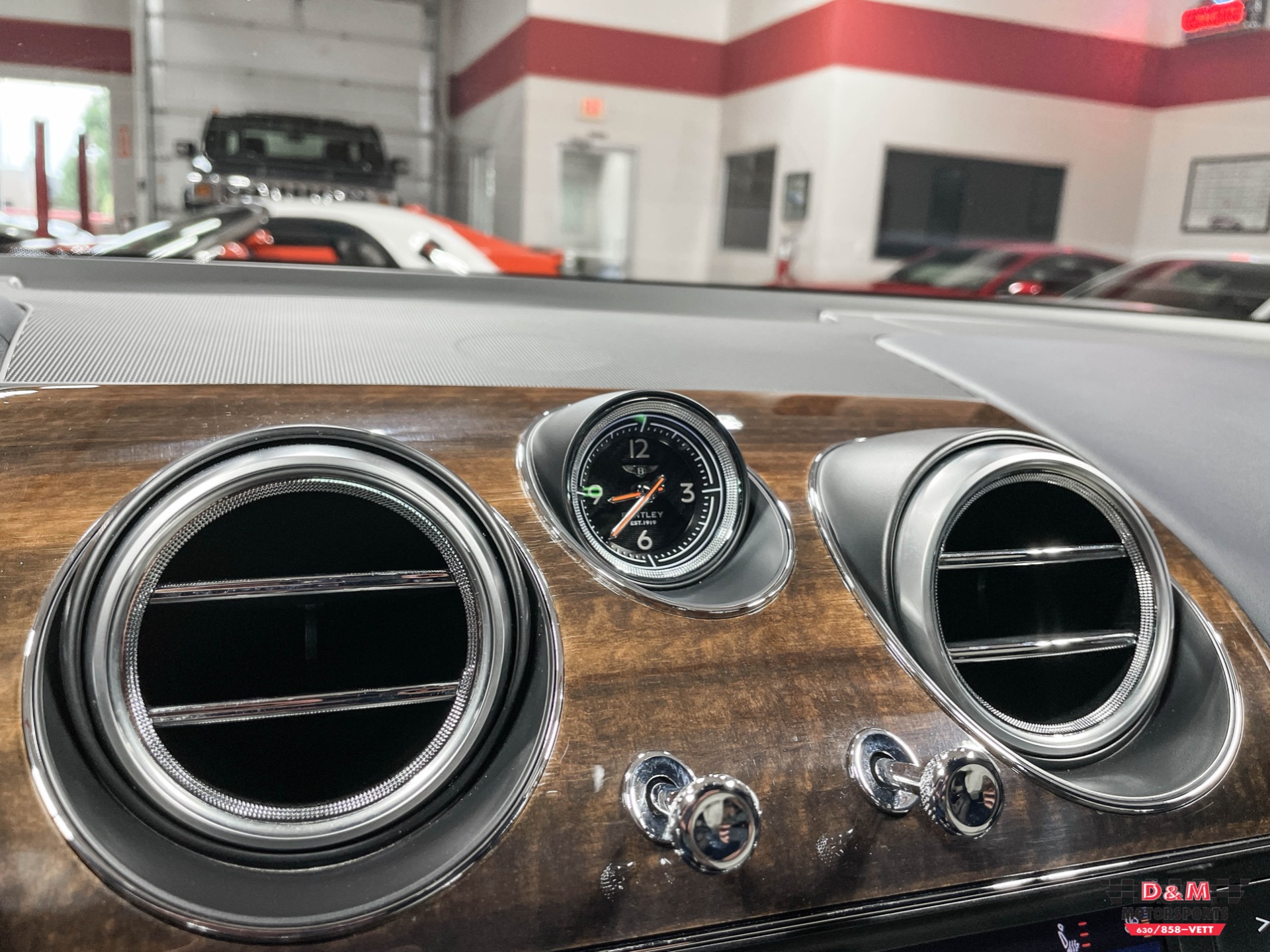 Used 2018 Bentley Bentayga Onyx Edition | Glen Ellyn, IL
