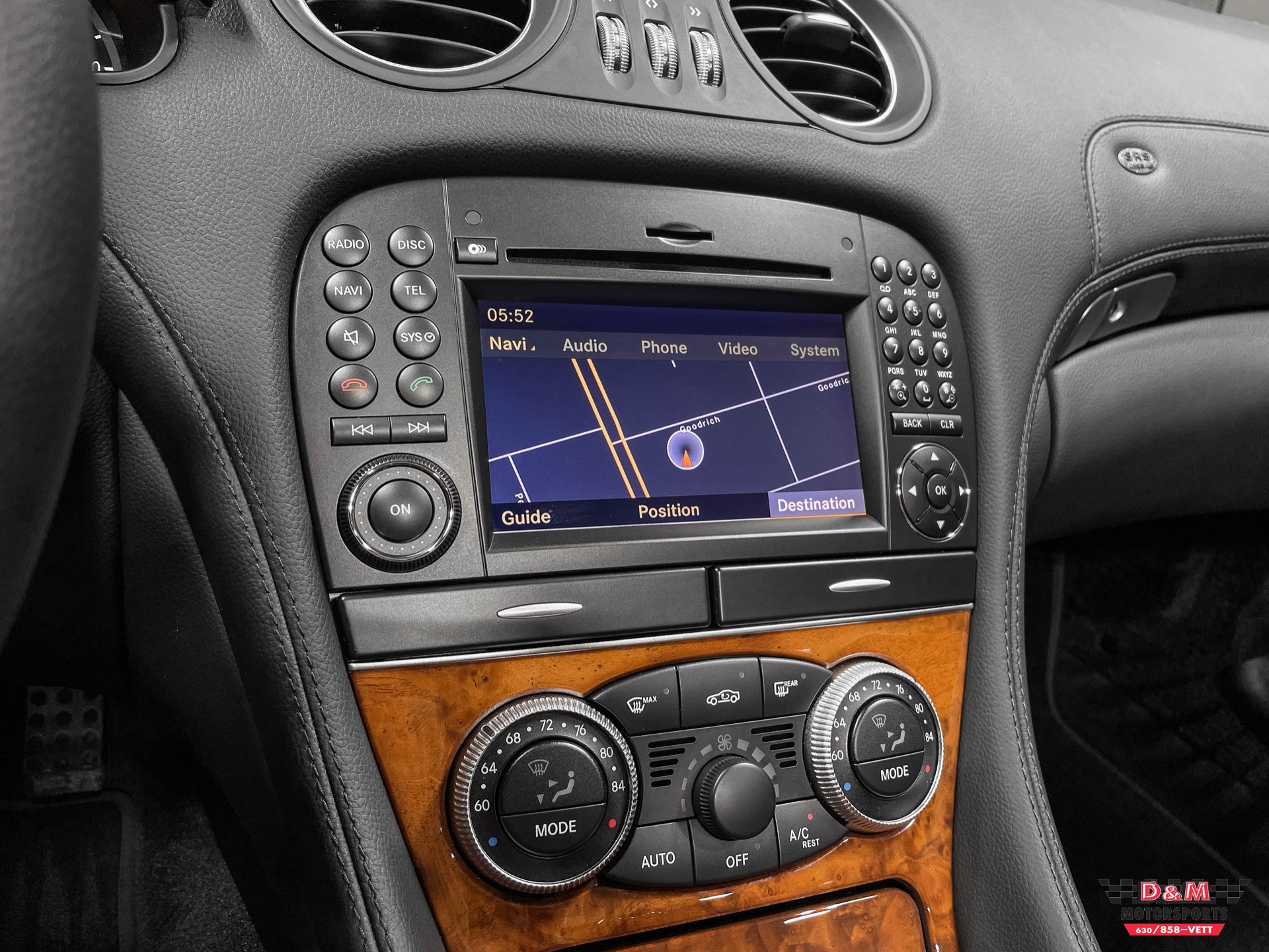 Used 2009 Mercedes-Benz SL550  | Glen Ellyn, IL