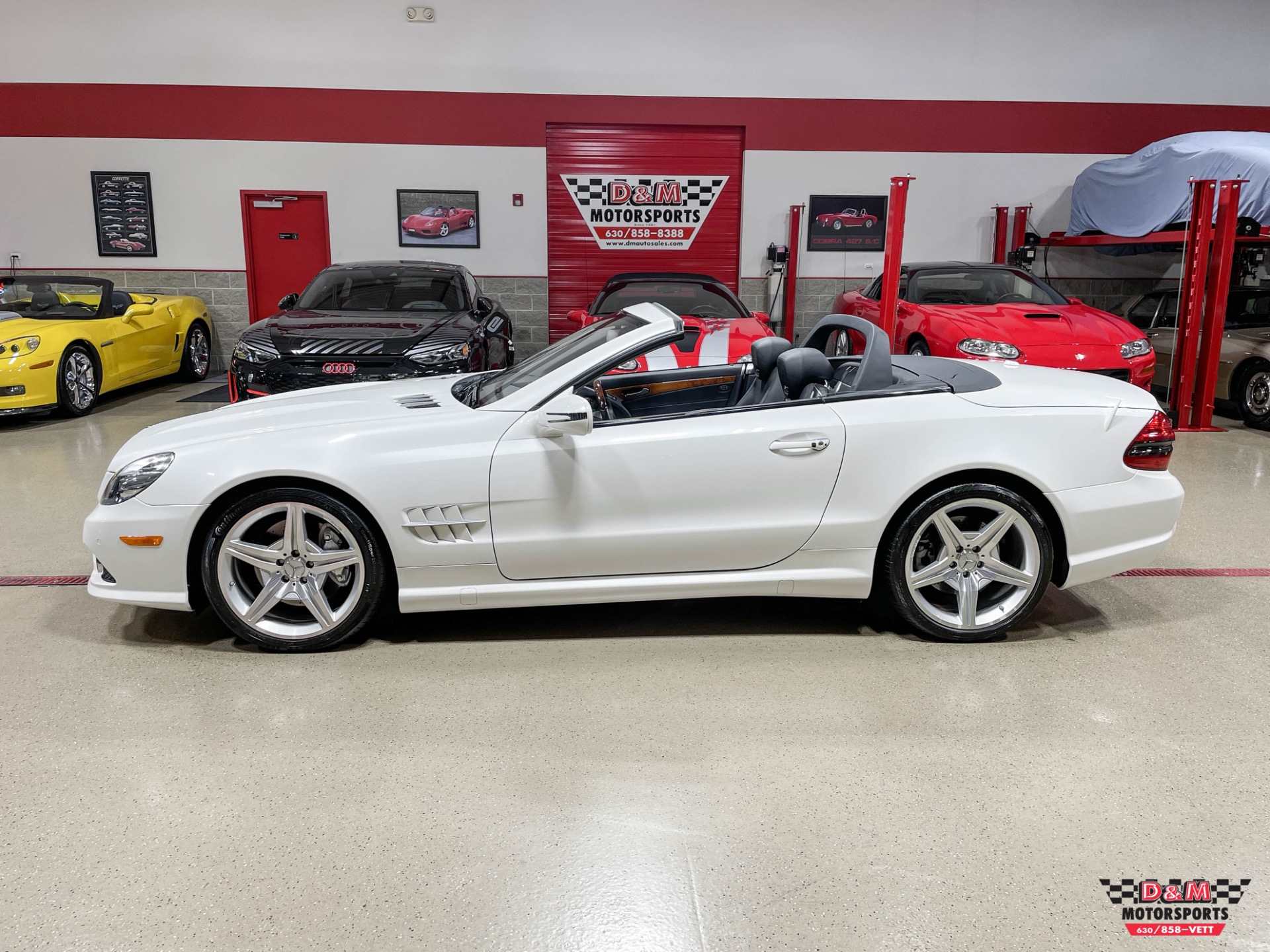 Used 2009 Mercedes-Benz SL550  | Glen Ellyn, IL