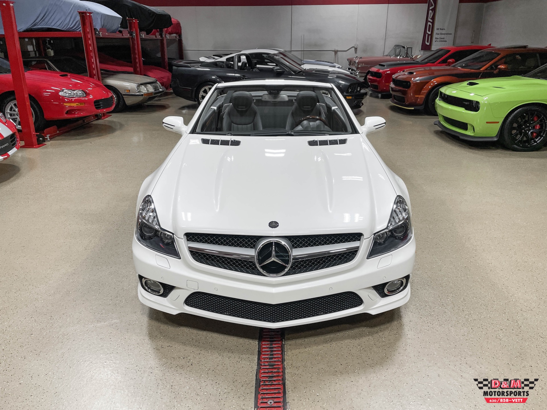 Used 2009 Mercedes-Benz SL550  | Glen Ellyn, IL