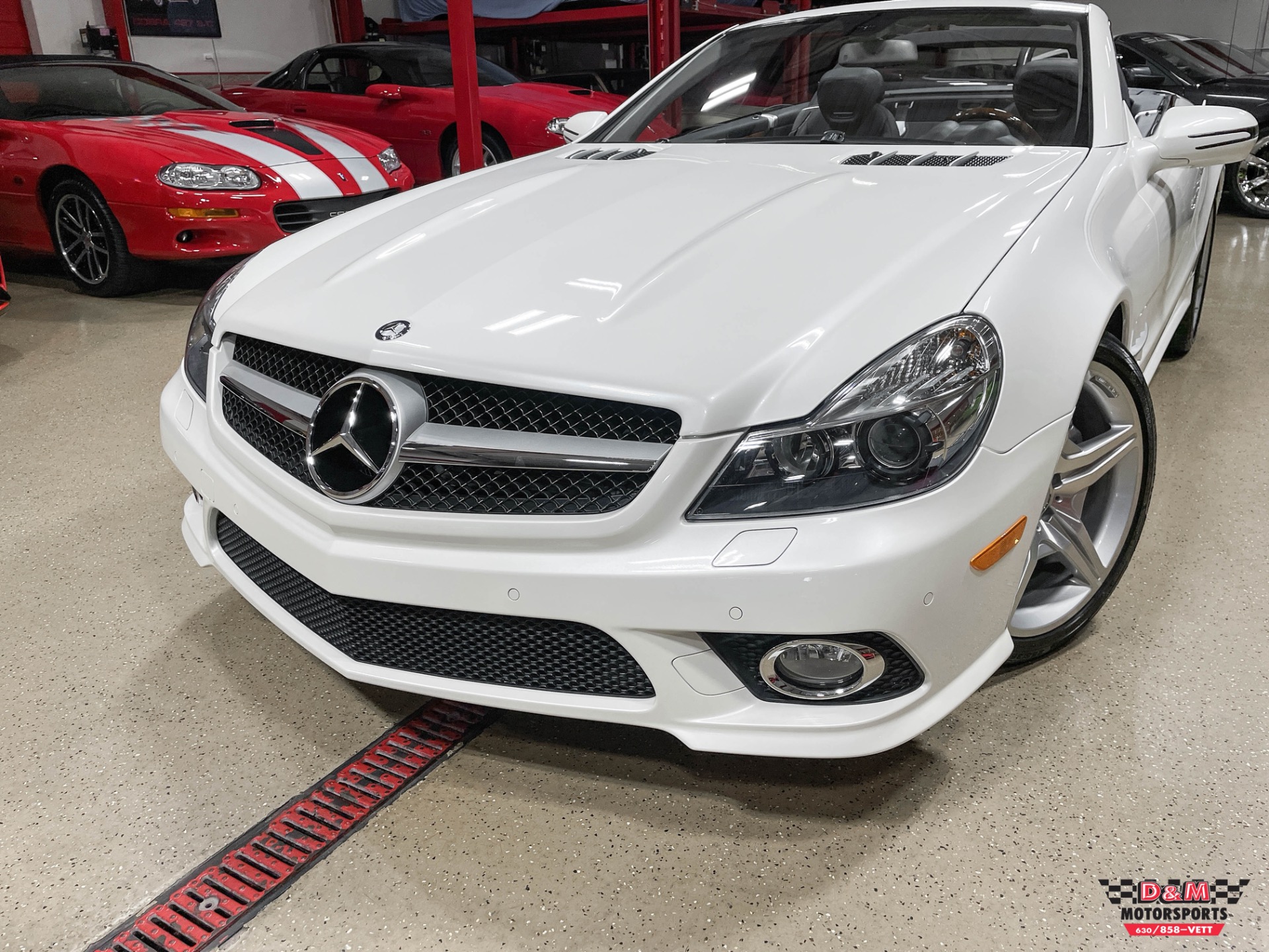 Used 2009 Mercedes-Benz SL550  | Glen Ellyn, IL