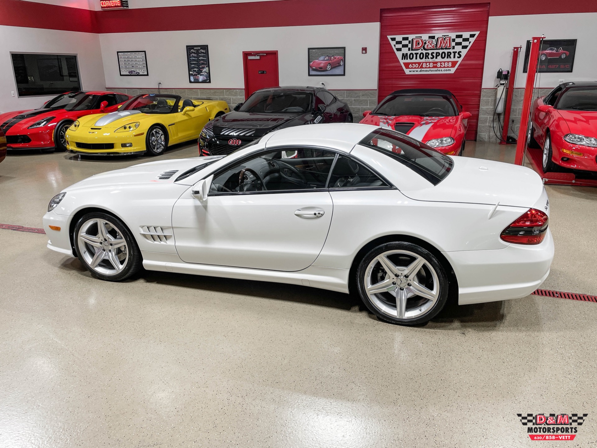 Used 2009 Mercedes-Benz SL550  | Glen Ellyn, IL