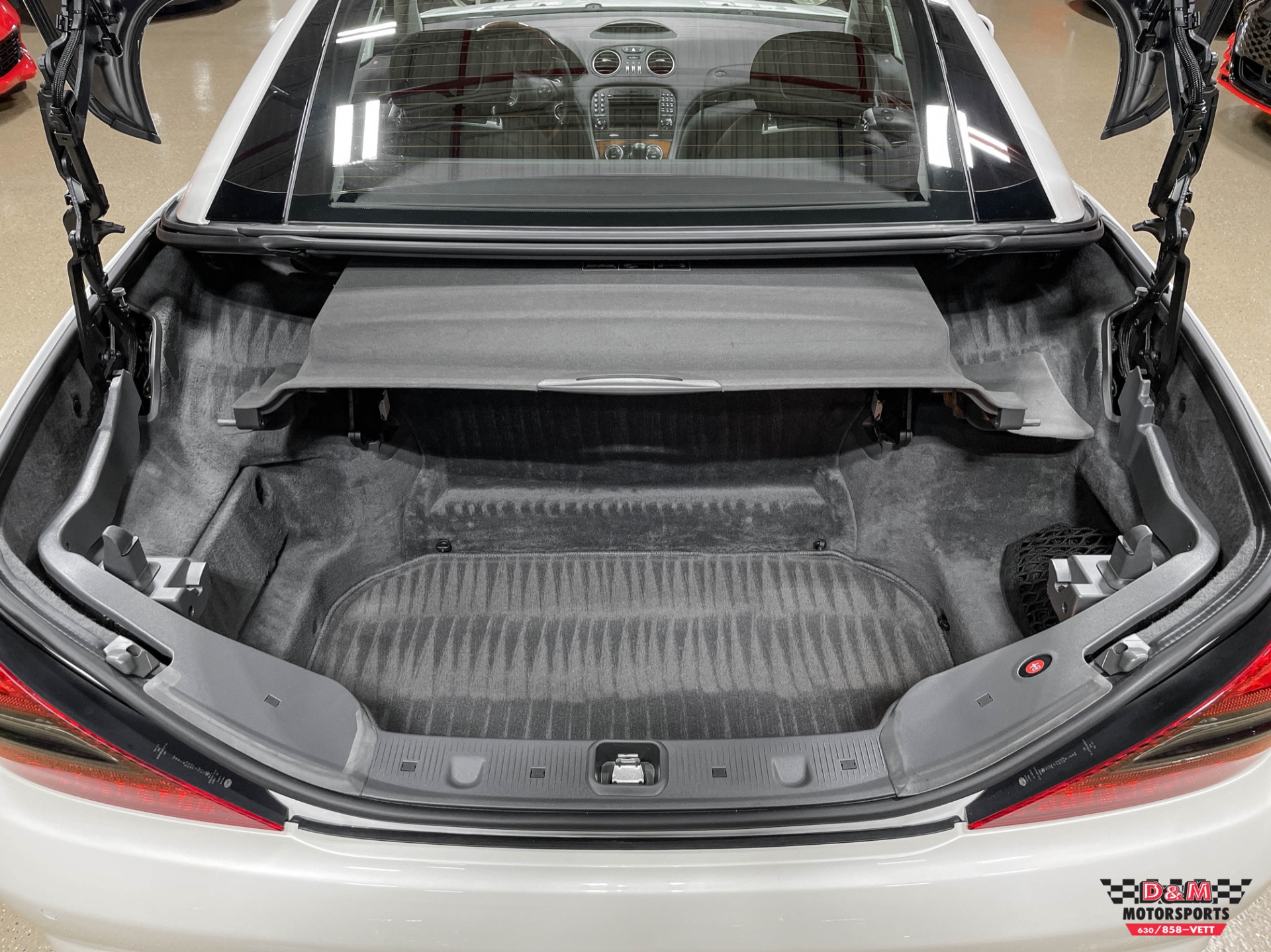 Used 2009 Mercedes-Benz SL550  | Glen Ellyn, IL