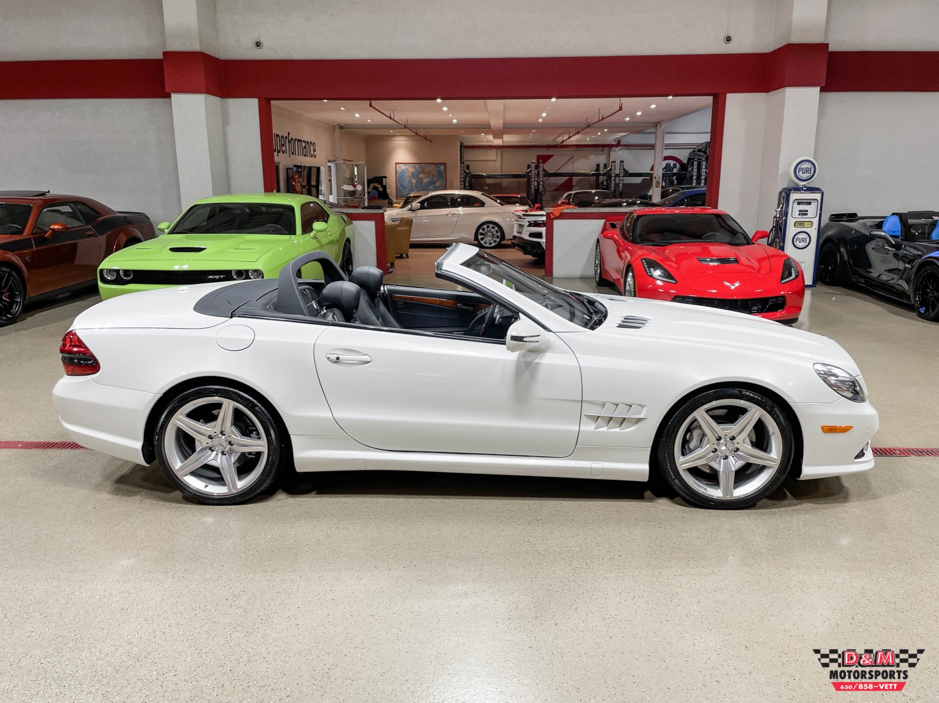 Used 2009 Mercedes-Benz SL550  | Glen Ellyn, IL