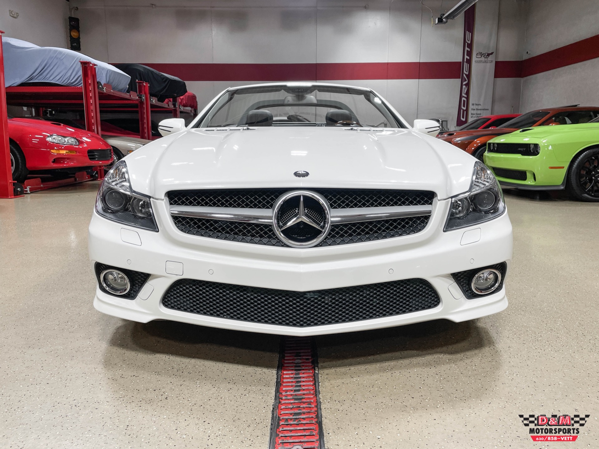 Used 2009 Mercedes-Benz SL550  | Glen Ellyn, IL