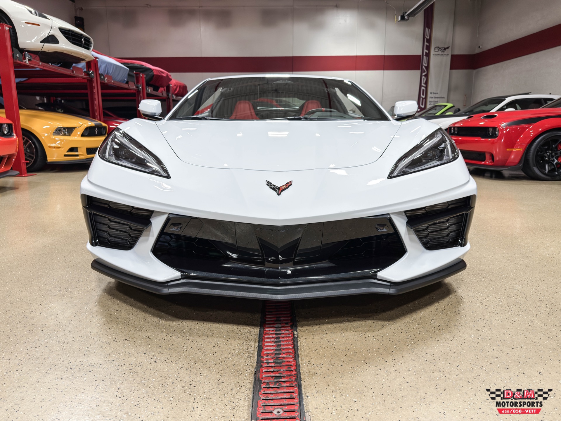 2024 Chevrolet Corvette 2LT photo 9