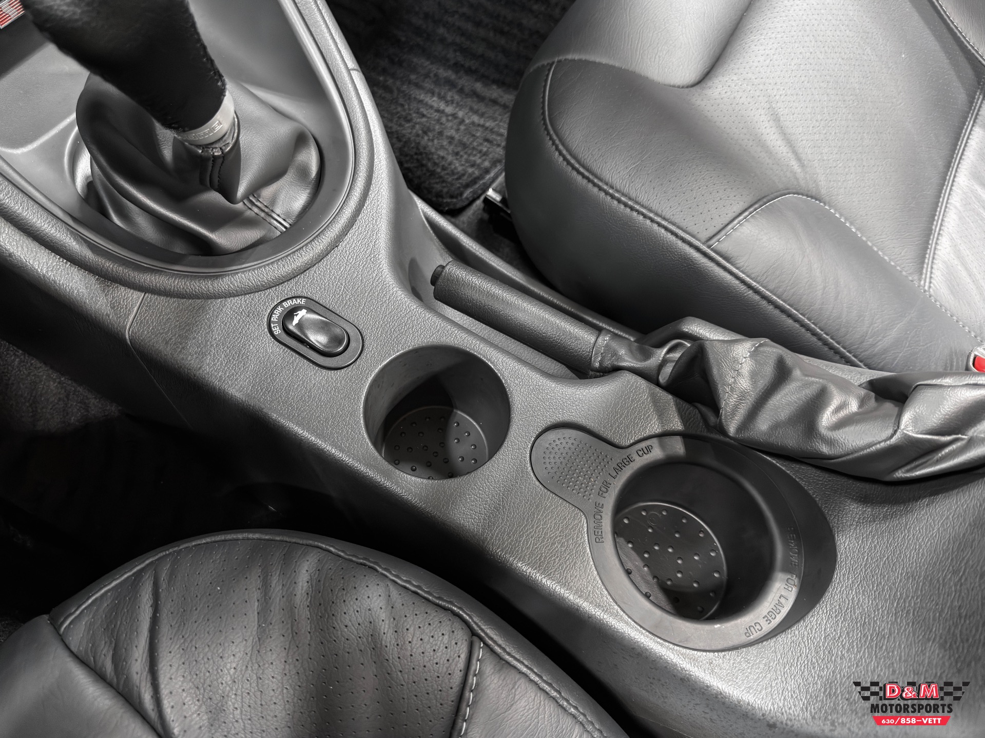 2003 Ford Mustang - Photo 25