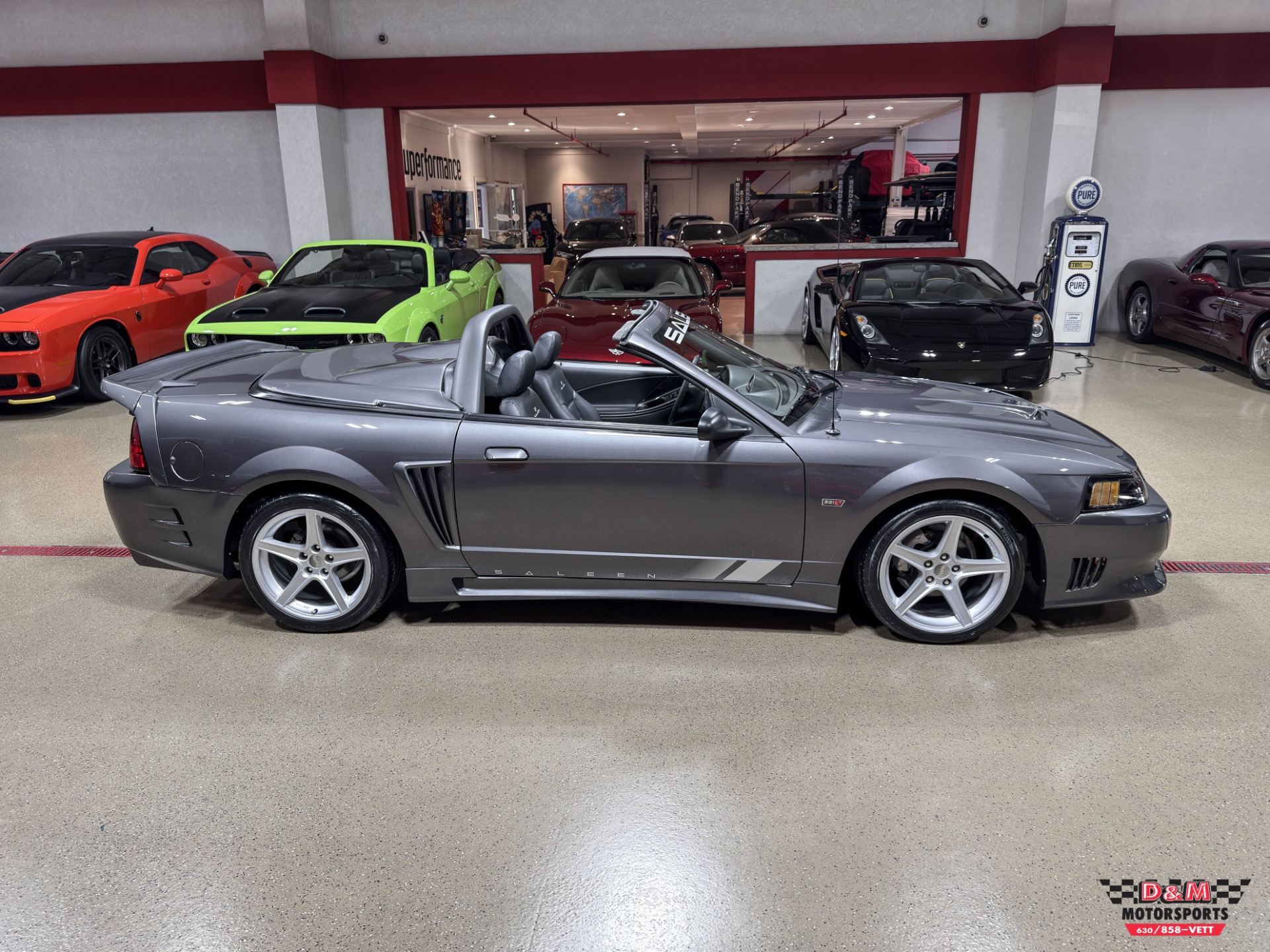2003 Ford Mustang - Photo 6